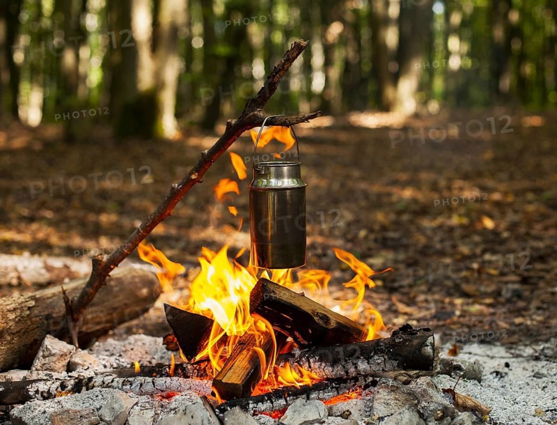 Heating water campfire
