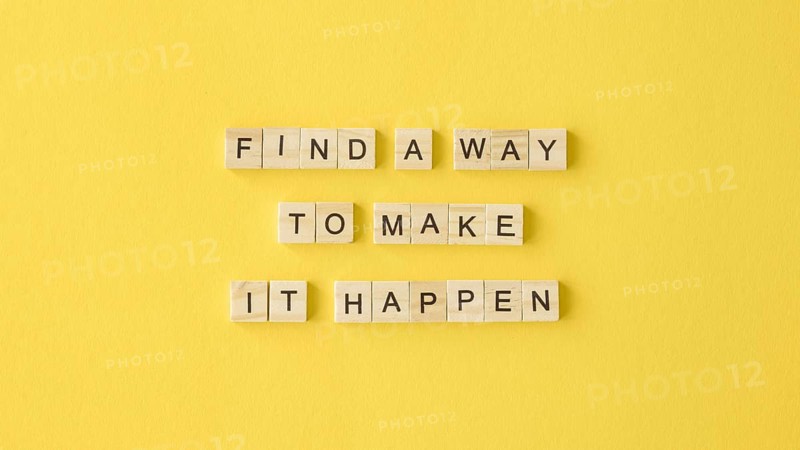 Motivational text yellow background