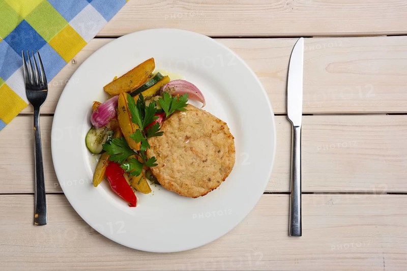 Fish cutlet with grilled potato