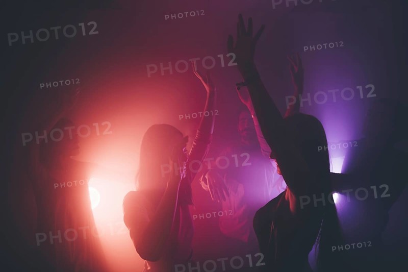 Dancing people club