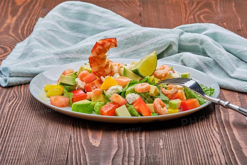 Salad with avocado