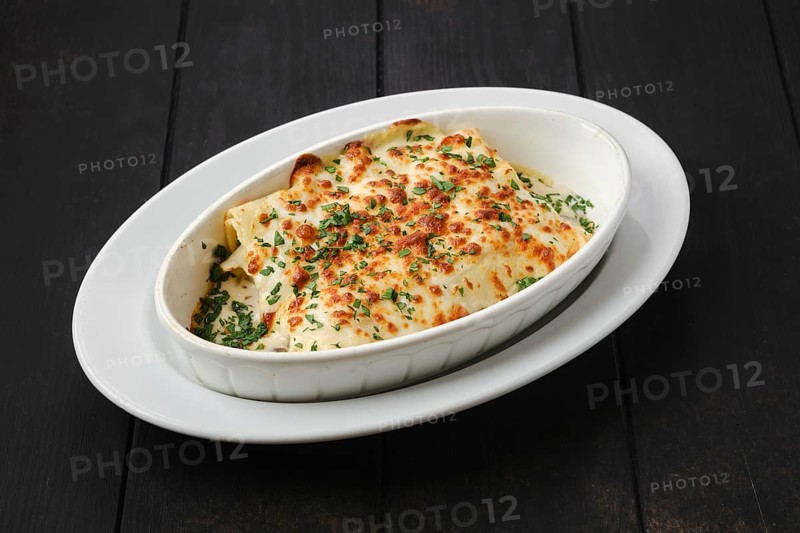 Lasagna with cheese