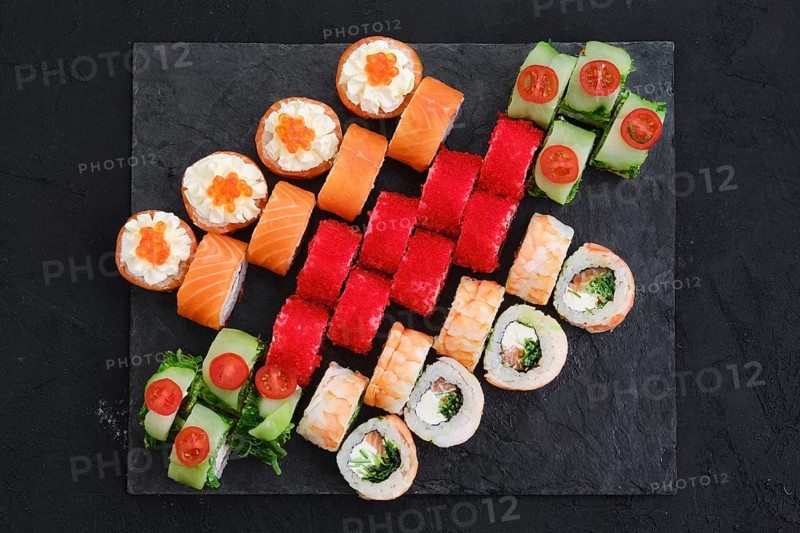 Big set of rolls with shrimp
