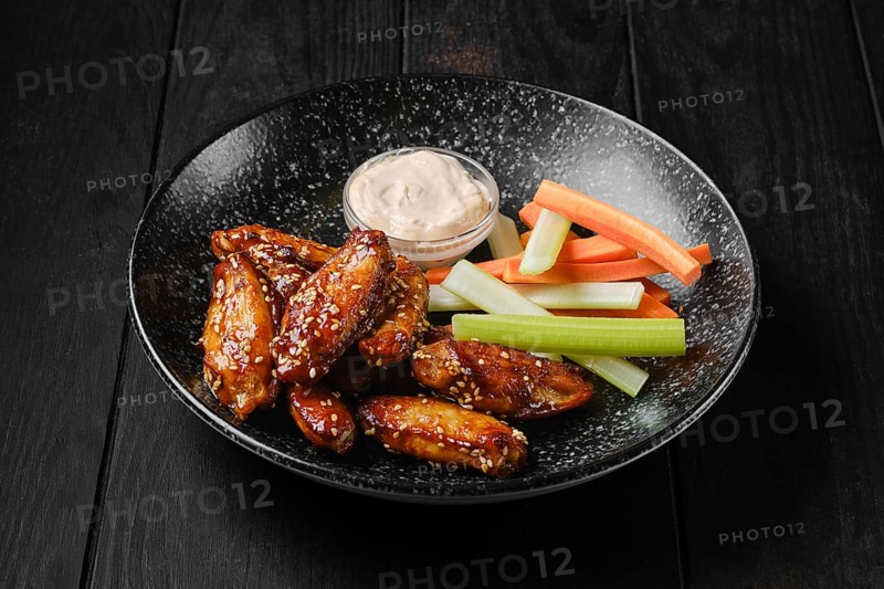Roasted chicken wings