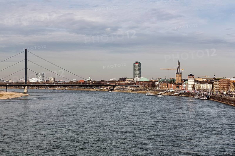 Panoramic view over the Rhine and the Rheinkniebruecke to the city