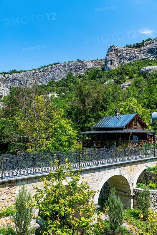 Svyato-Uspenskiy Peshchernyy Monastry