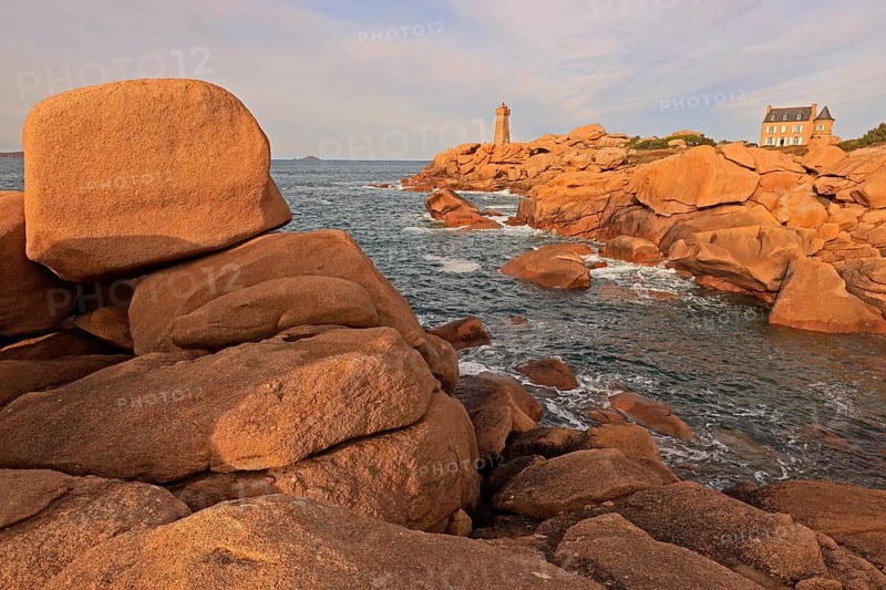 Rocks at the Phare