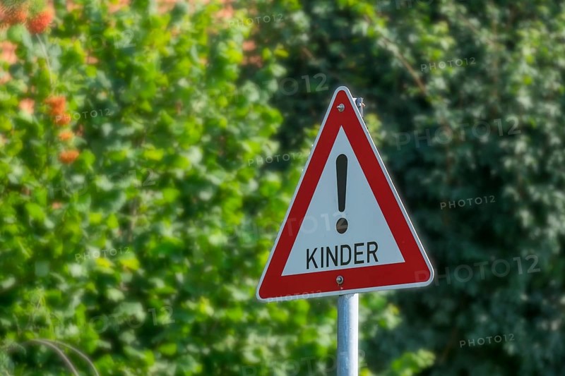 Sign Attention Children