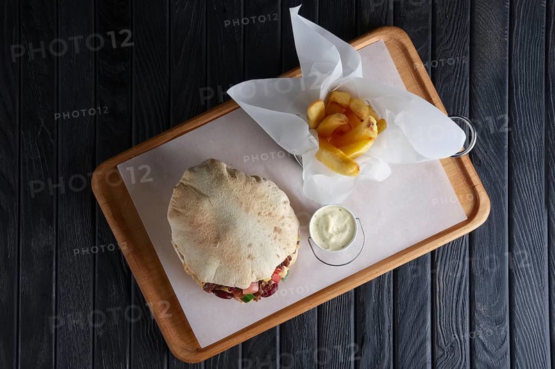 Pita bread with fried stuffing