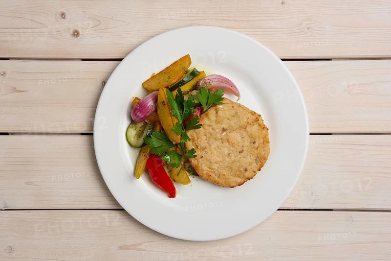 Fish cutlet with grilled potato
