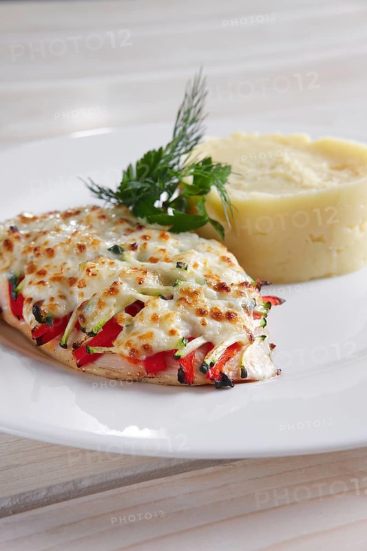 Fried chicken fillet with bell pepper