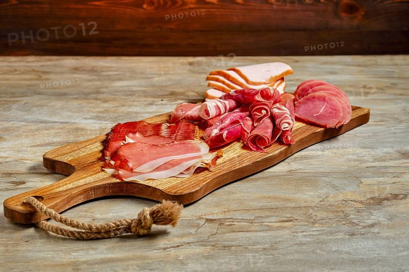 Meat plate snack for wine