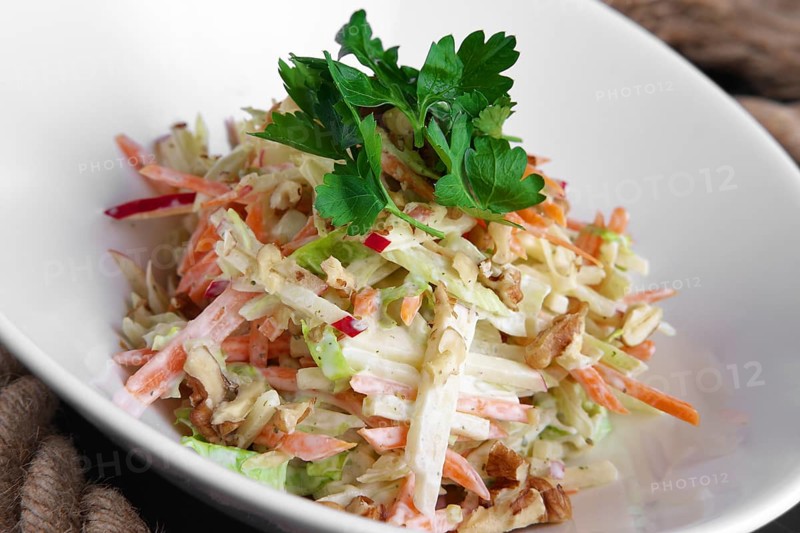 Salad with radish
