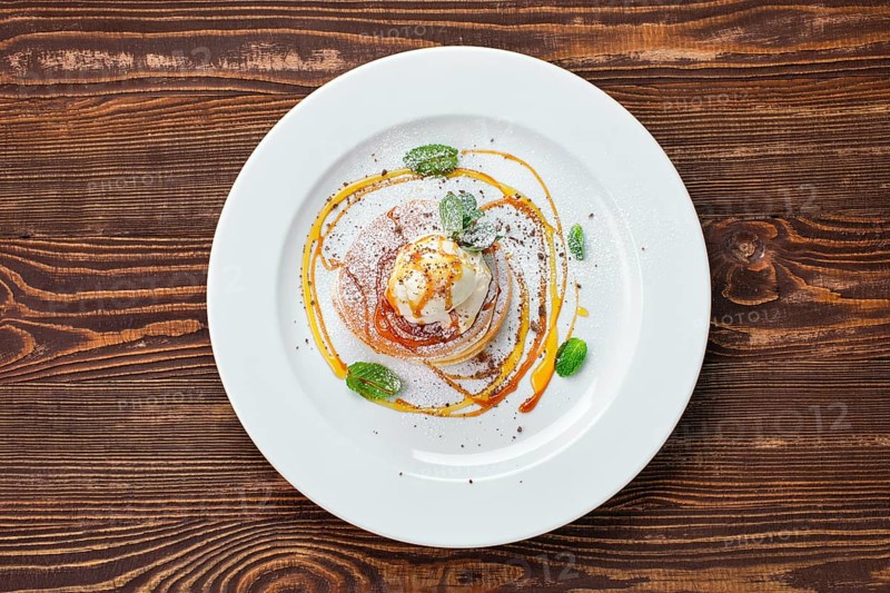 Pancakes with ice cream