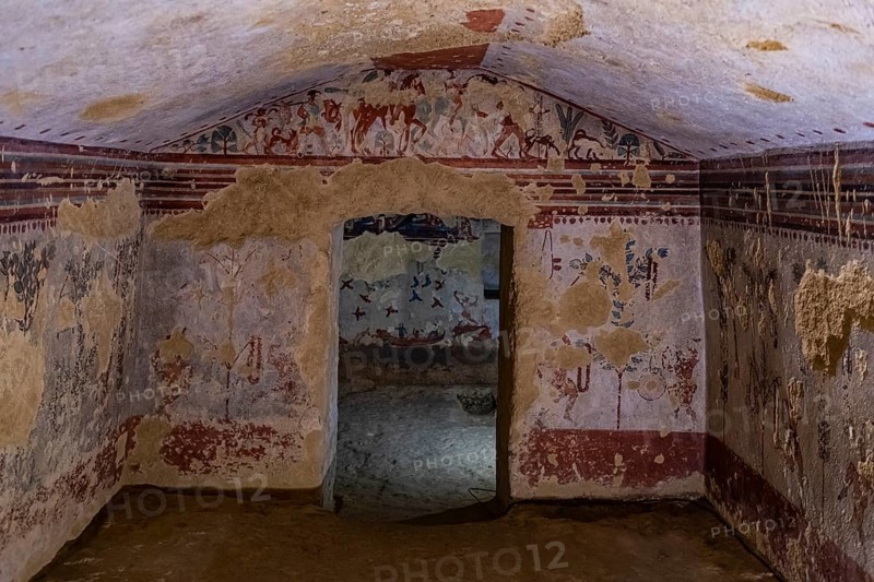 Beautiful wall paintings in the Necropolis of Tarchuna