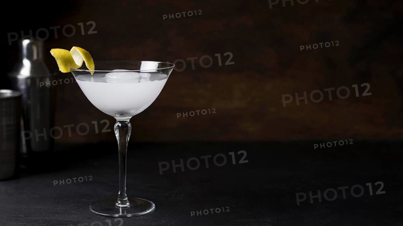 Refreshing cocktail glass ready be served