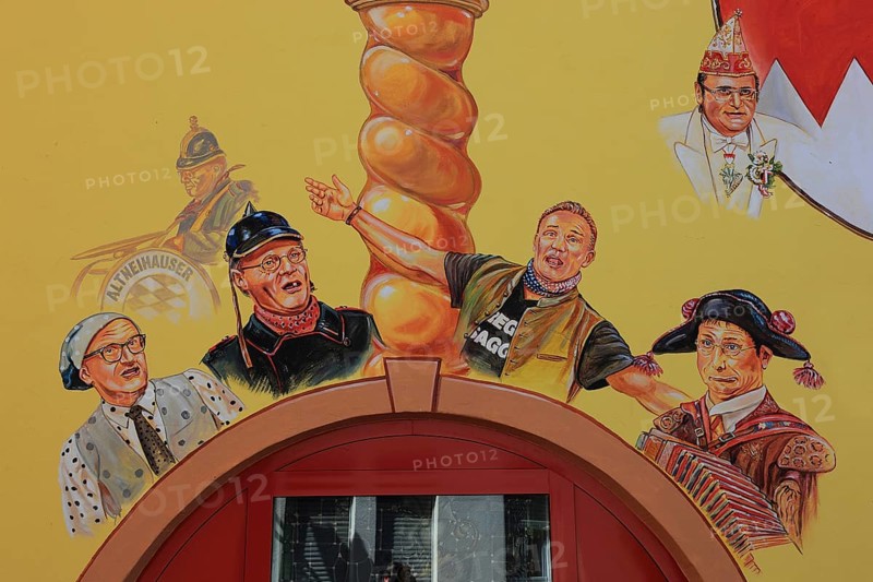 Murals of the stars of carnival
