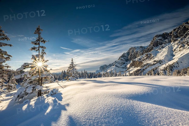 Mandlwand and Hochkoenig in winter