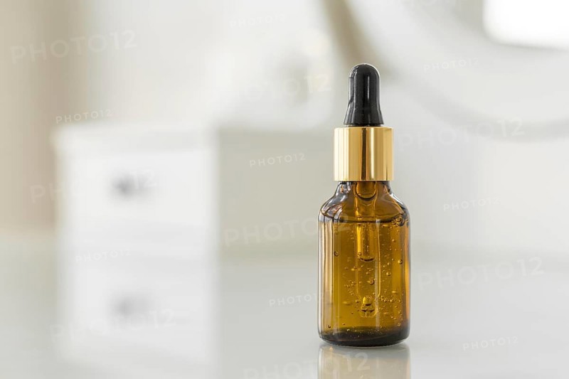 Serum bottle table