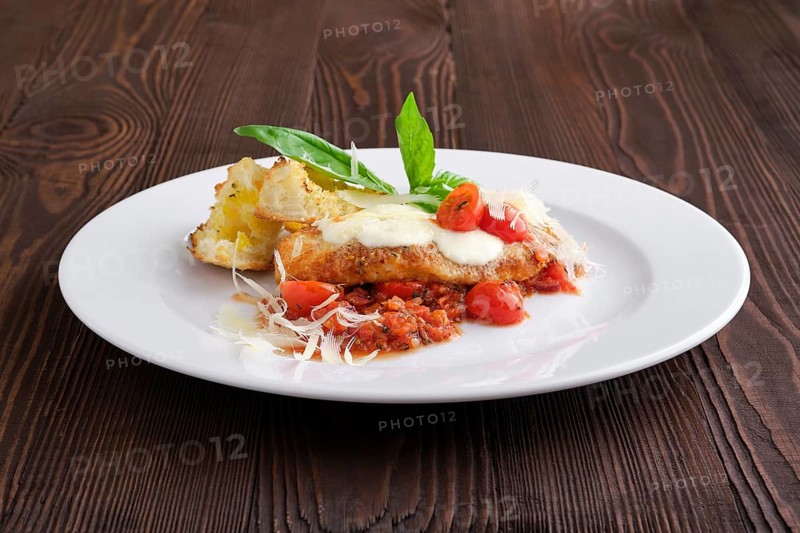 Roasted chicken fillet with tomato cherry