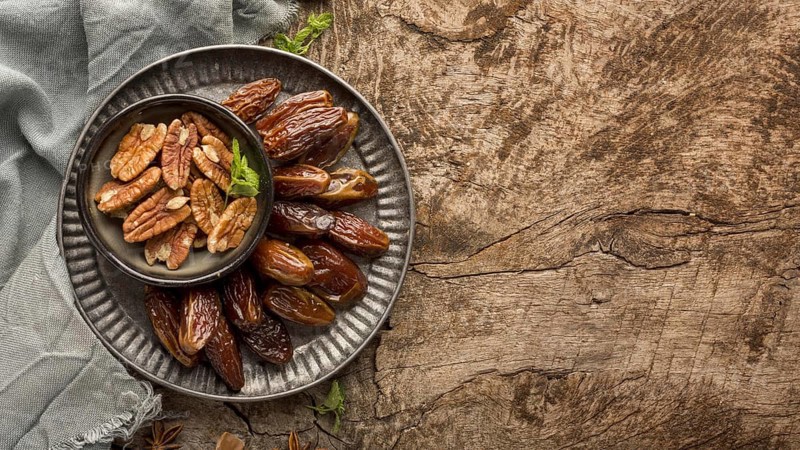 Nuts dates arrangement view