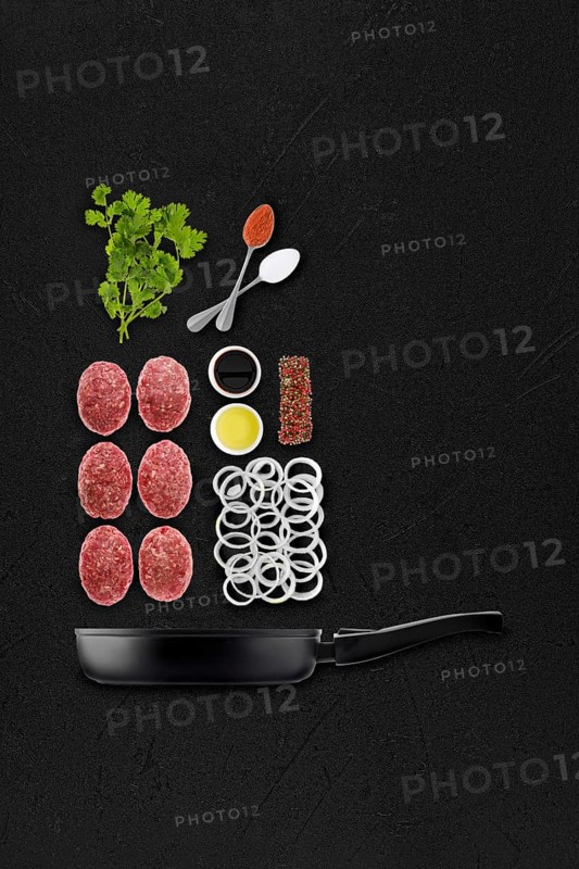 Composition with lamb ground meat and ingredients for frying