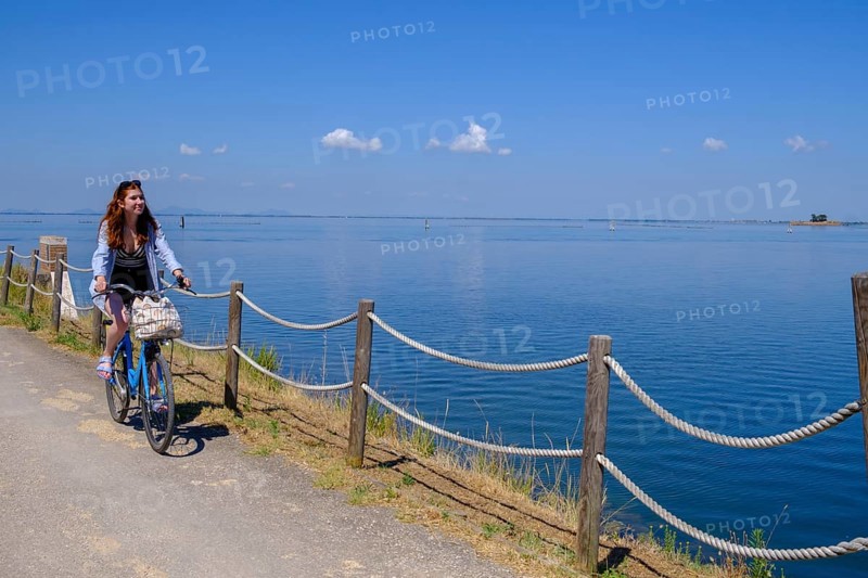 Cyclists on Isola Pellestrina