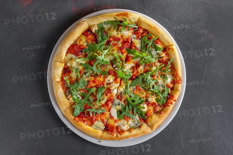 Vegetarian pizza with feta