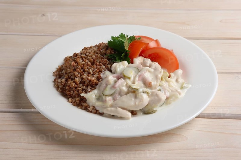 Buckwheat with bacon creamy sauce