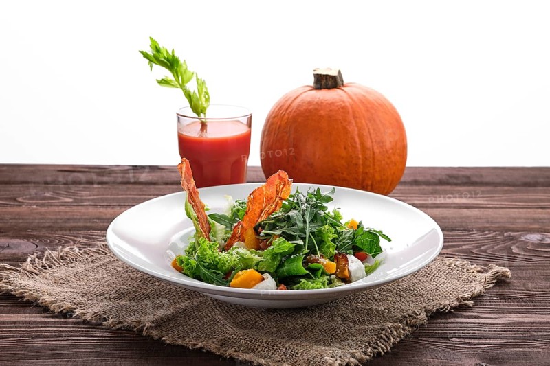 Salad with pumpkin