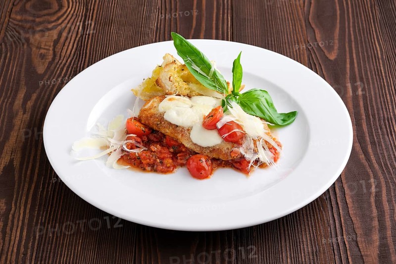 Roasted chicken fillet with tomato cherry