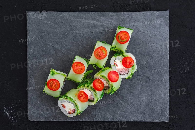 Rolls with tuna and chukka salad