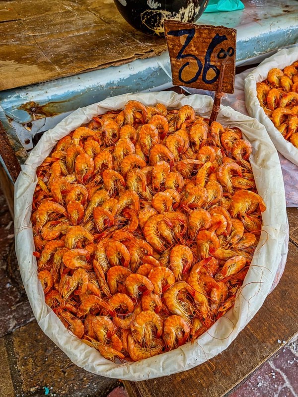 Fresh shrimps for sale