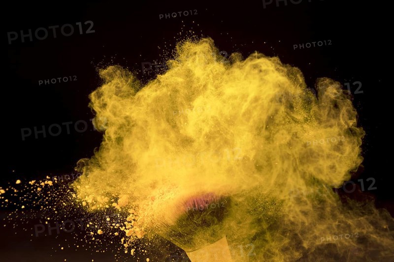 Makeup brush vague dry dye powder cloud