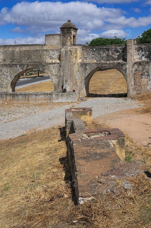 16th century Amoreira aqueduct