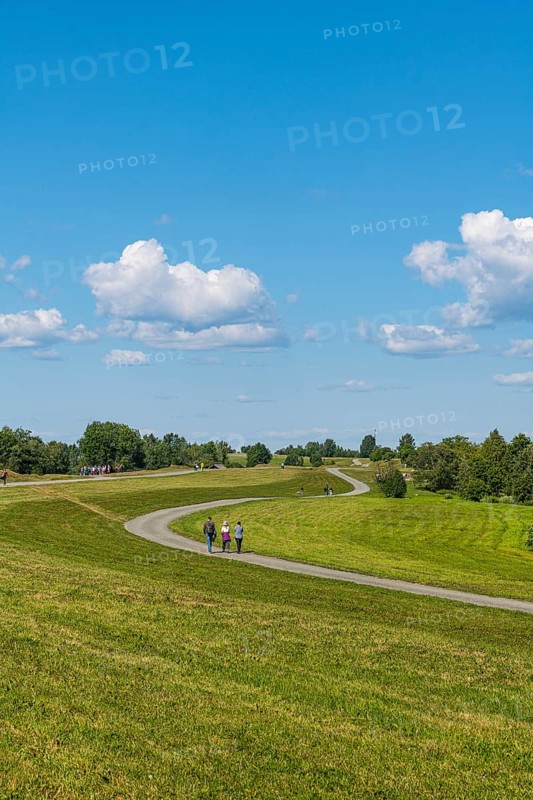 TRack leading through the Unesco site Kizhi island