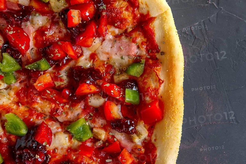 Pizza with colorful bell pepper