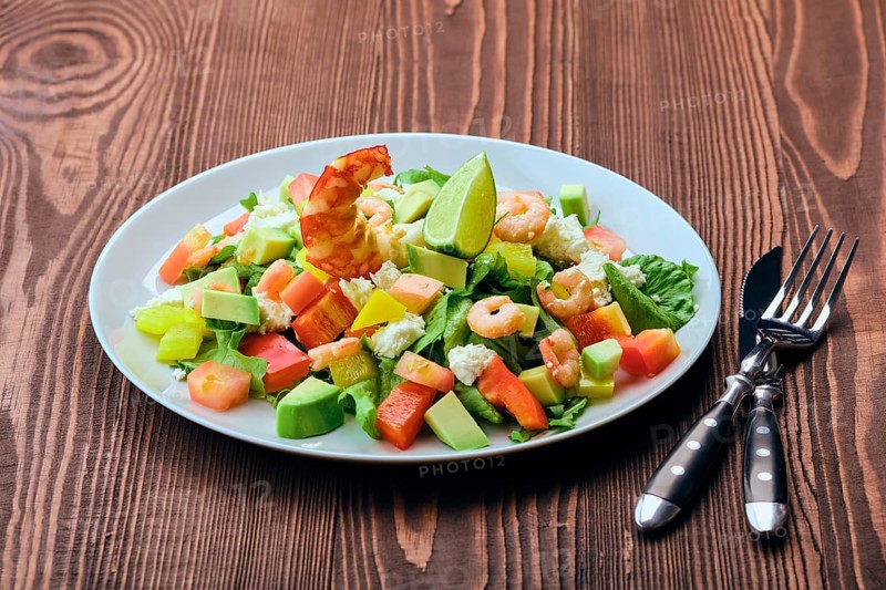Salad with avocado