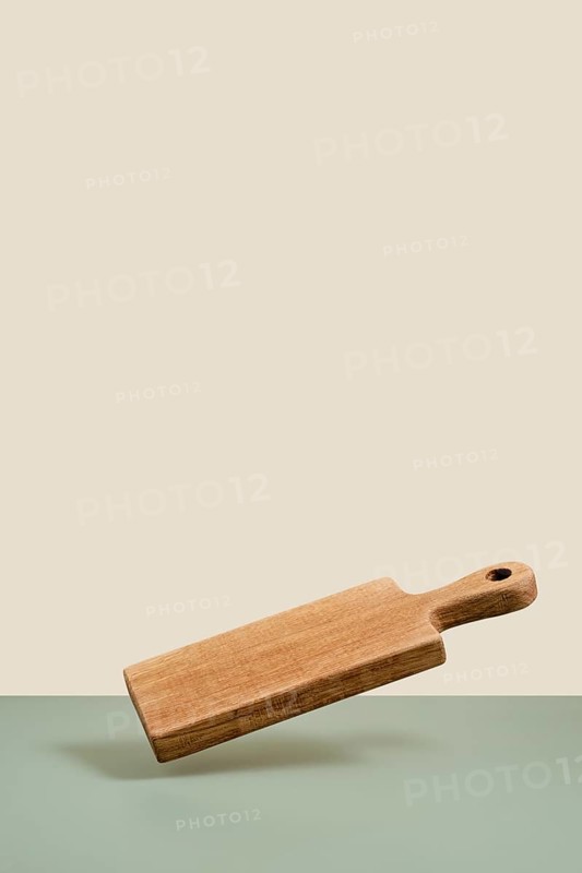 Levitating wooden cutting board