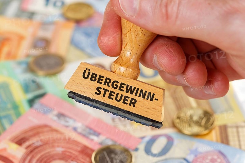 Excess Profit Tax on Stamp Symbol Law to Zuffalsgewinn of the Federal Government as a Business Concept in Stuttgart