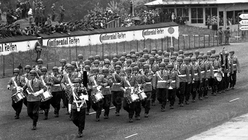 Parade of the Bundeswehr on the 20th anniversary of the founding of NATO in April 1969 at Dortmund Airport