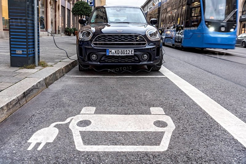 Mini electric car