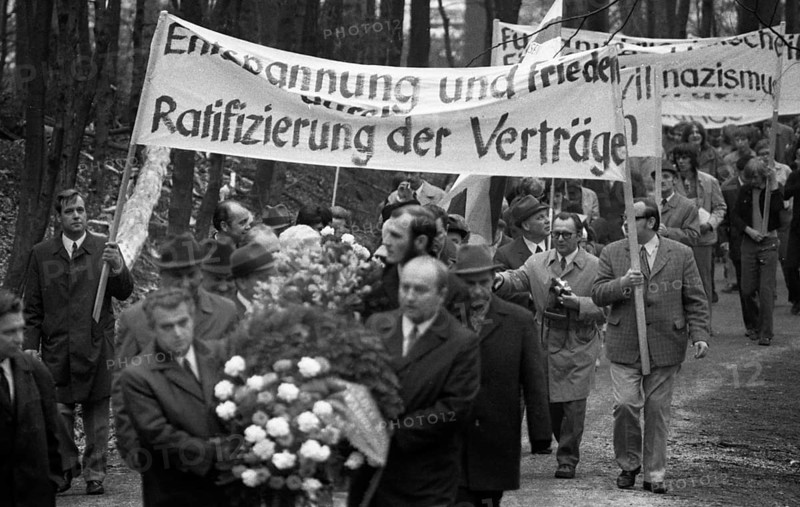 The honouring of the dead by the Nazi regime on Good Friday 1945