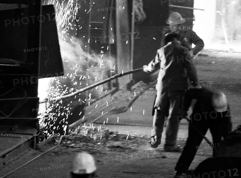 The production of steel products