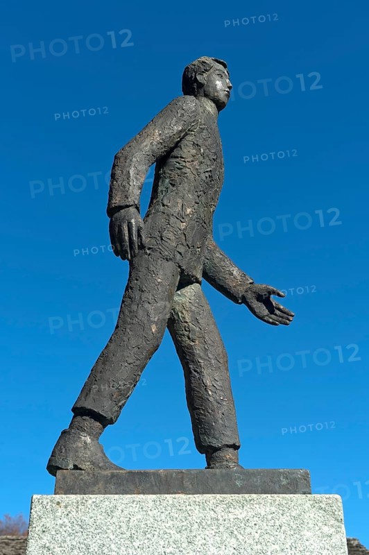 Monument to Caesar Ritz