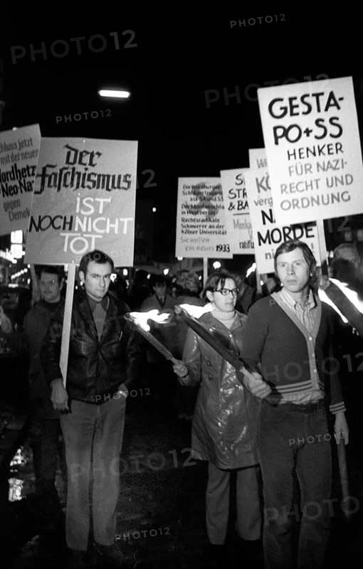Cologne leftists demonstrated against neo-Nazis and international fascism through the city centre on 10. 11. 1968