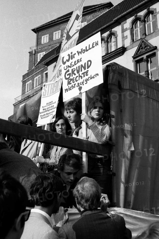 The Ruhr Action against the Emergency Laws in 1968 turned against the emergency legislation with numerous local actions by students