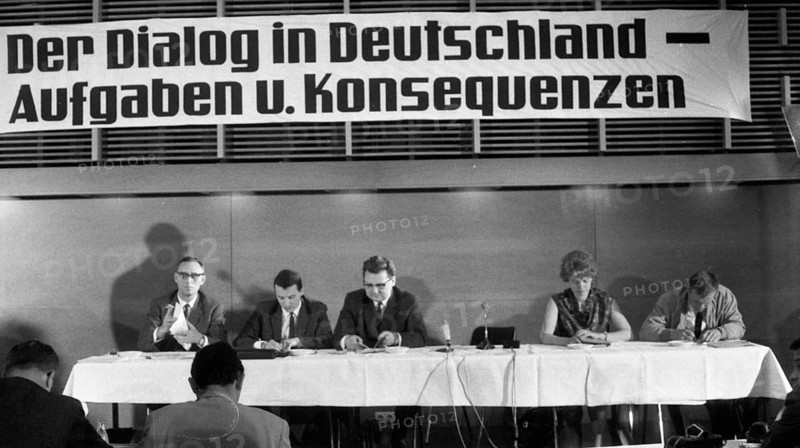 Dialogue in Germany was the motto of a conference of youth associations from East and West in June 1966 in the town hall in Oberhausen