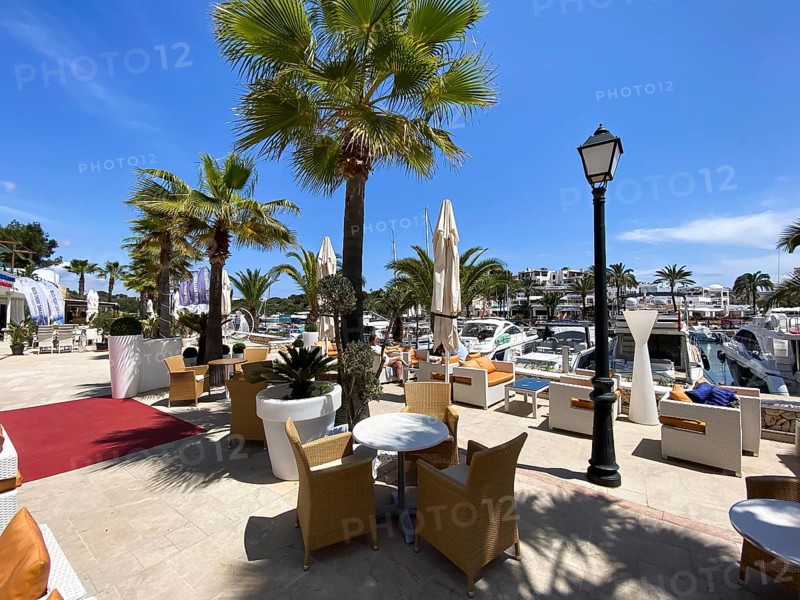 Restaurant in Cala Llonga Harbour
