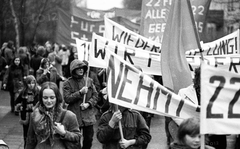The dismissal of workers at the Mannesmann factory after a spontaneous strike not led by the union provoked protests by Mannesmann workers in Duisburg and other locations on 7 November 1973 and solidarity from workers at other factories